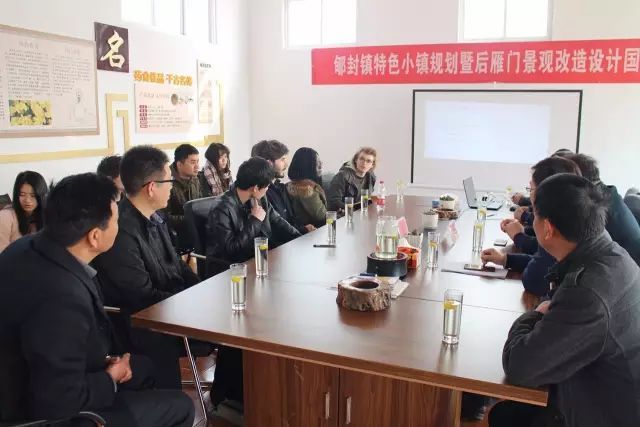 一批批參觀團為何頻頻到云臺冰菊基地參觀？